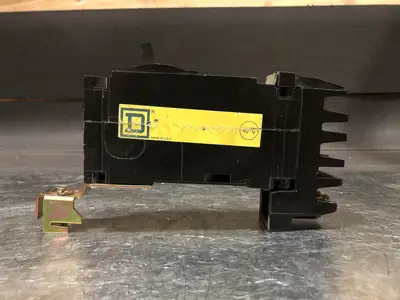 USED SQUARE D FA14015C