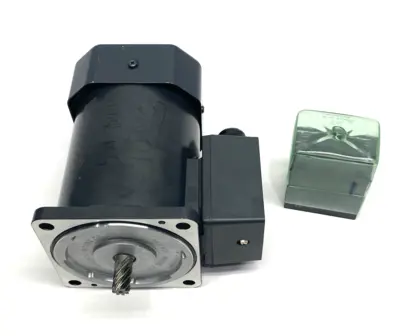 Used Oriental Motor Induction Motor, 400W 1/4HP, Pinion Shaft w/ Capacitor A.C. Motors Michigan US | Maverick Industrial Sales #1397766