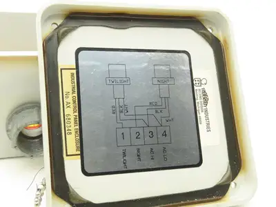 Hughey & Phillips StrobeGuard SS-124 Ambient Light Detector