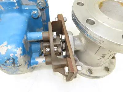 Jamesbury 4" 5150 31 3600TT 316SS Flanged Ball Valve & Pneumatic Actuator ST400B