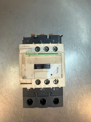 Schneider Electric LC1D40A Contactor (5.3.3)