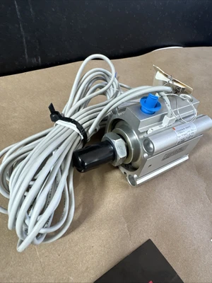 NEW SMC CDQ2KB40-20DMZ-M9BWVL