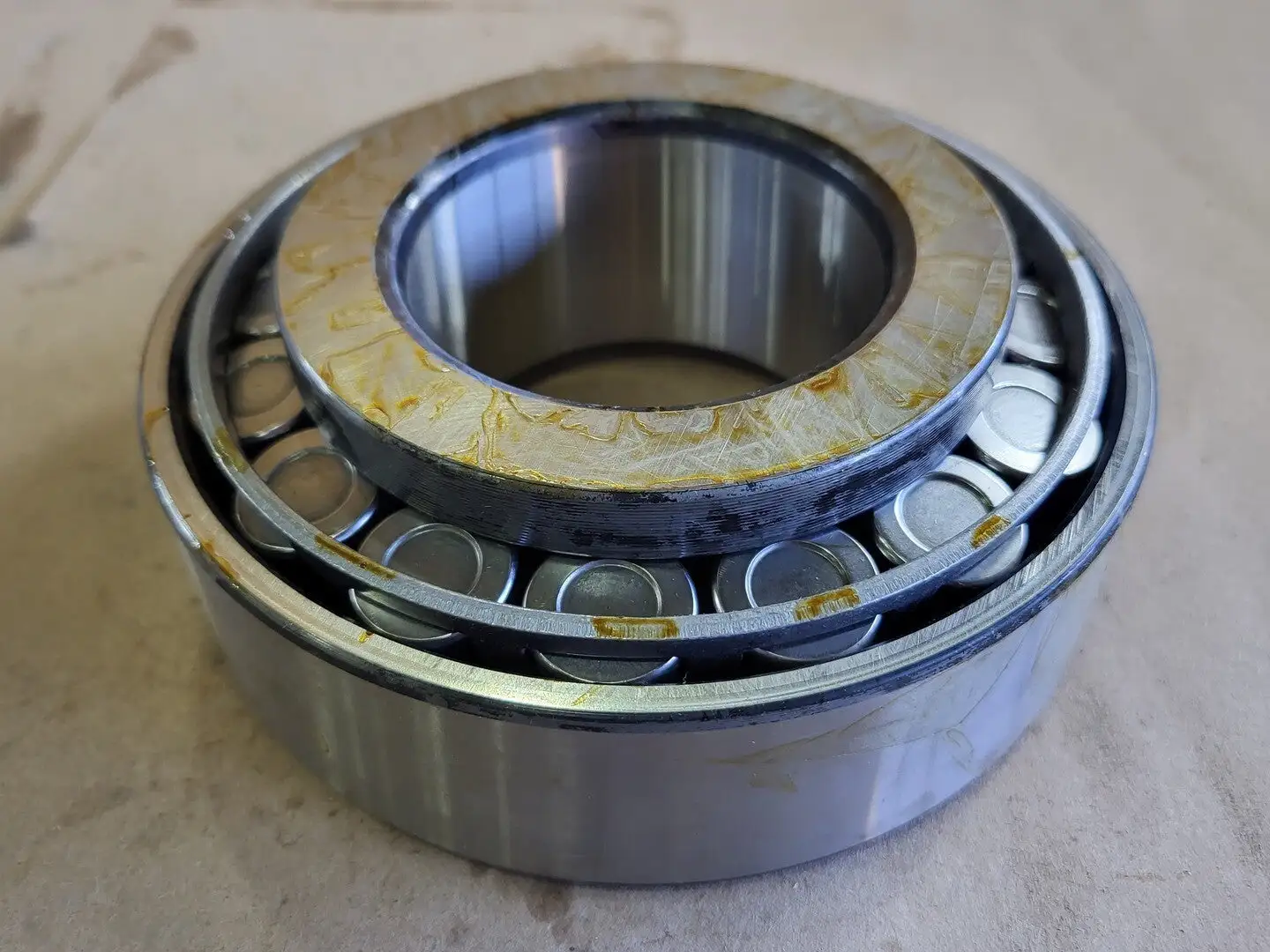 NEW SKF 32314 J2/Q