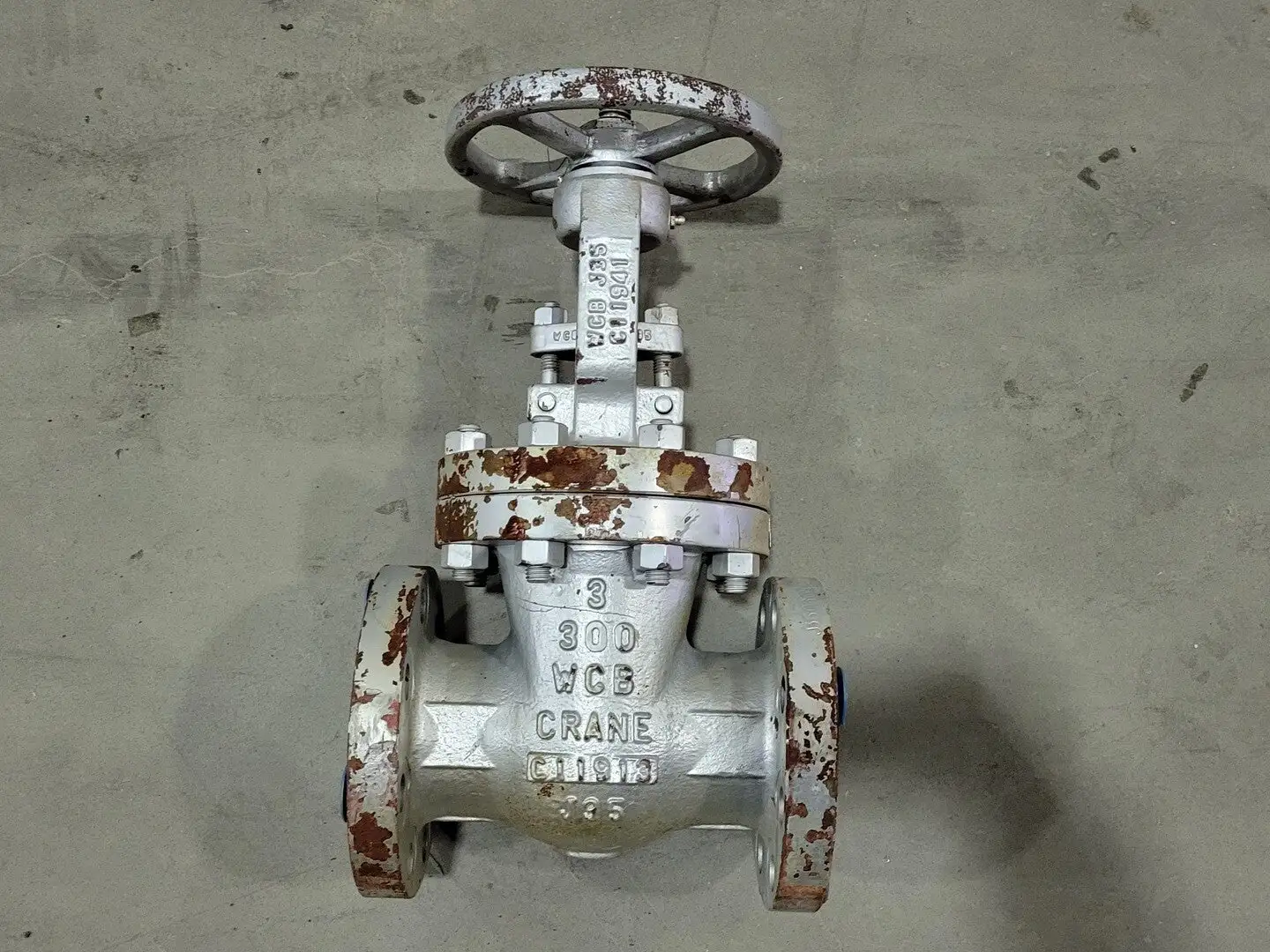 USED CRANE C33 XUF