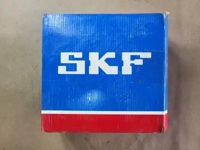 NEW SKF 23220 CC/W33