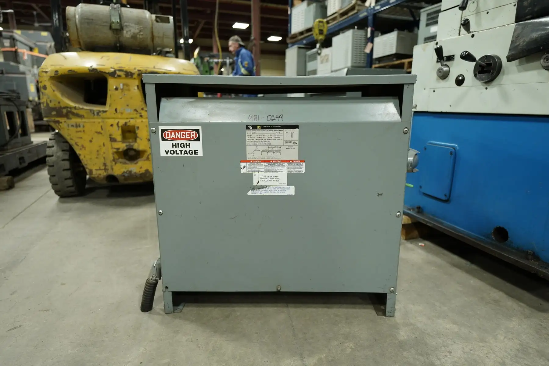 75 KVA - 600V to 208Y/120V 3 Phase Dry Type & Multi-Tap Isolation Transformer