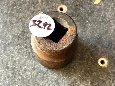 CR-V 1 3/8” Socket 6-point 3/4” drive