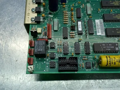 USED HAAS AUTOMATION 323051E