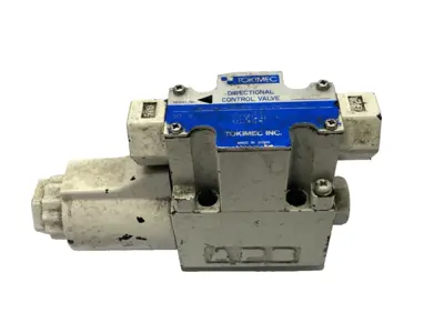USED TOKIMEC SOLENOID DIRECTIONAL CONTROL VALVE 1/2" PORTS