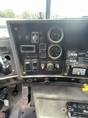 Used 2001 MACK RD 690S TRI AXLE Dump trucks Virginia US | Proxy Equipment #1378367