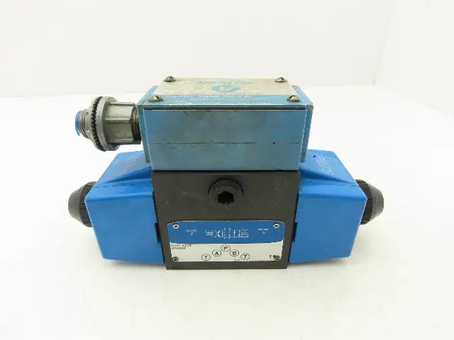 Used VICKERS _UNKNOWN_ Valves/Fittings Indiana US | Arrow Industrial #1316970