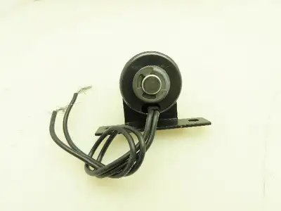 Honeywell Skinner V75T2770 Solenoid Valve 2-Way NC 120VAC 225PSI 1/8NPT Lot of 4