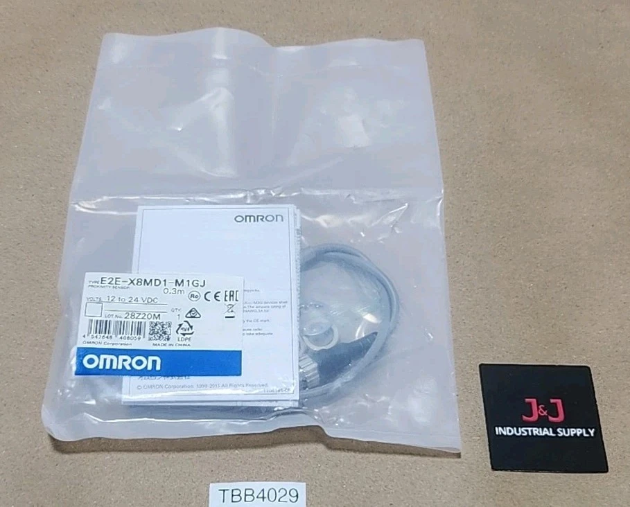 NEW Omron E2E-X8MD1-M1GJ