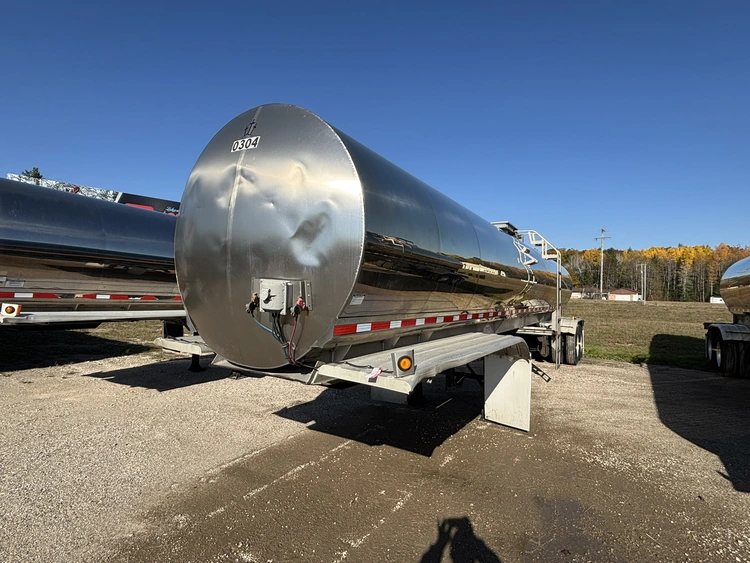 Used 2021 WALKER MILK TANKER TRAILER Liquid Supply Trailers Michigan US | Miedema Asset Management Group #1709528