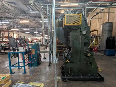 Used _UNKNOWN_ _UNKNOWN_ Forging Presses Texas US | IRS Auction #1320583
