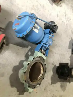 Neles-Jamesbury 10-815L-11 10″ Steel Pneumatic 12-lug Butterfly Valve w/ SS Disc