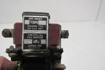 USED JOSLYN CLARK 713UPD TIMING RELAY