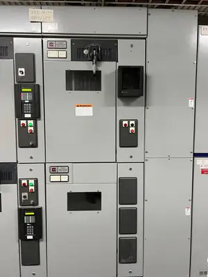 Ampgard MV Switchgear, 4160V, 1000A