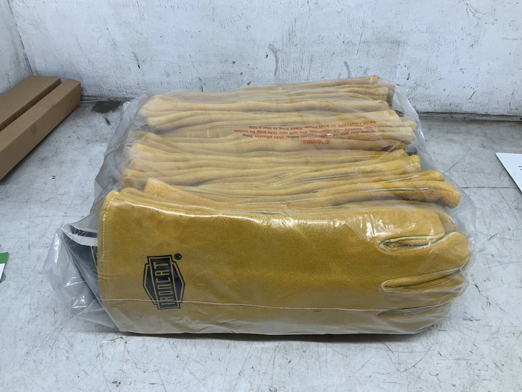 Used _UNKNOWN_ _UNKNOWN_ Gloves Michigan US | Miedema Asset Management Group #1413653