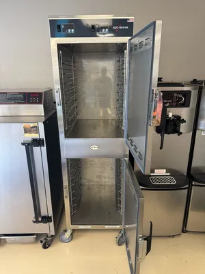 Used Alto Shaam Used 2016 Alto-Shaam 1000-UP Mobile 16 Pan Dutch Door Heated Holding Cabinet - 120V Hot Food Warming, Holding, & Transport Cabinets Illinois US | Falcon Restaurant Supply #1375775