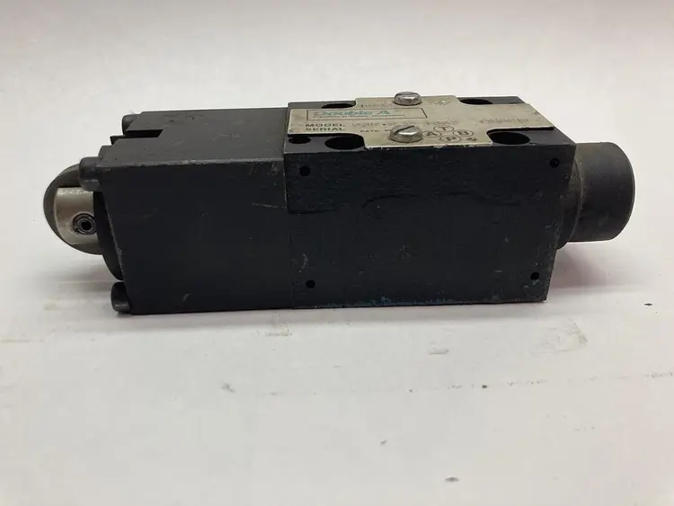 Used DOUBLE A QJW-3-P-10B2-735039 Solenoid Valves Ohio US | Surplus Asset Holdings #1246393