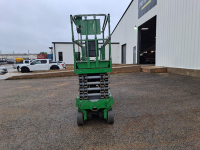 USED 2016 Genie GS-3232
