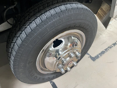 USED 2019 FORD E-450