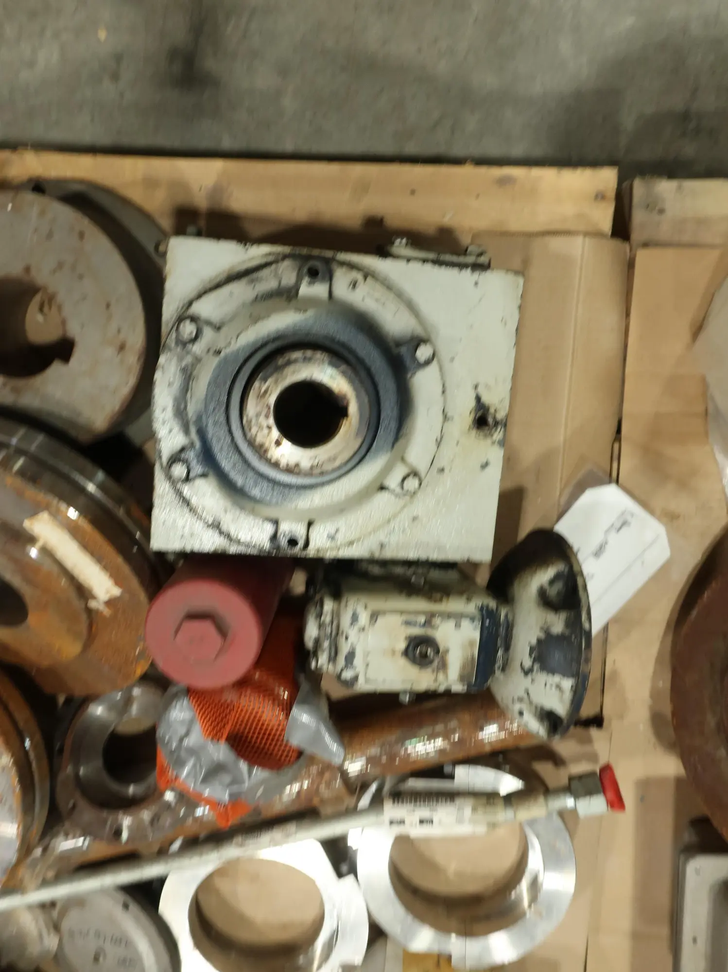 4 PALLETS OF ASSORTED STEEL, VALVE REPLACEMENT PARTS, AND PUMP PARTS