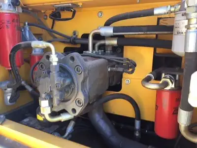 Used 2012 VOLVO EC220DL Crawler Excavators California US | Mittry Construction #1363469