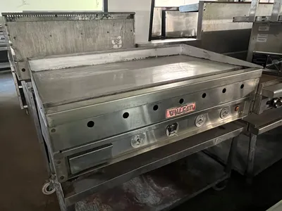 75-0303 Vulcan 48'' Heavy Duty Gas Griddle 948A