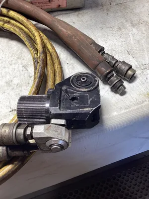 Hytorc Hydraulic Wrench SST-10 Model C;  10000 PSI w/Attachment