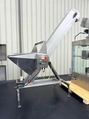 USED 2006 MBF NORTH AMERICA / A PROMACH BRAND CAPMATIC 360/9P