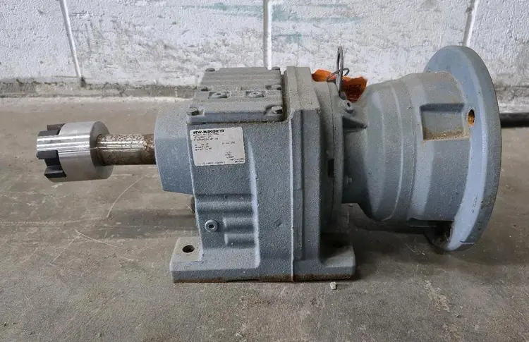 Used SEW EURODRIVE R57 AMS213/215 Motors (misc) British Columbia CA | Steep Hill Equipment Solutions #1704839