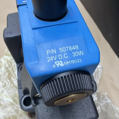 NEW Eaton DG5V-8-H-2C-M-U-H-10