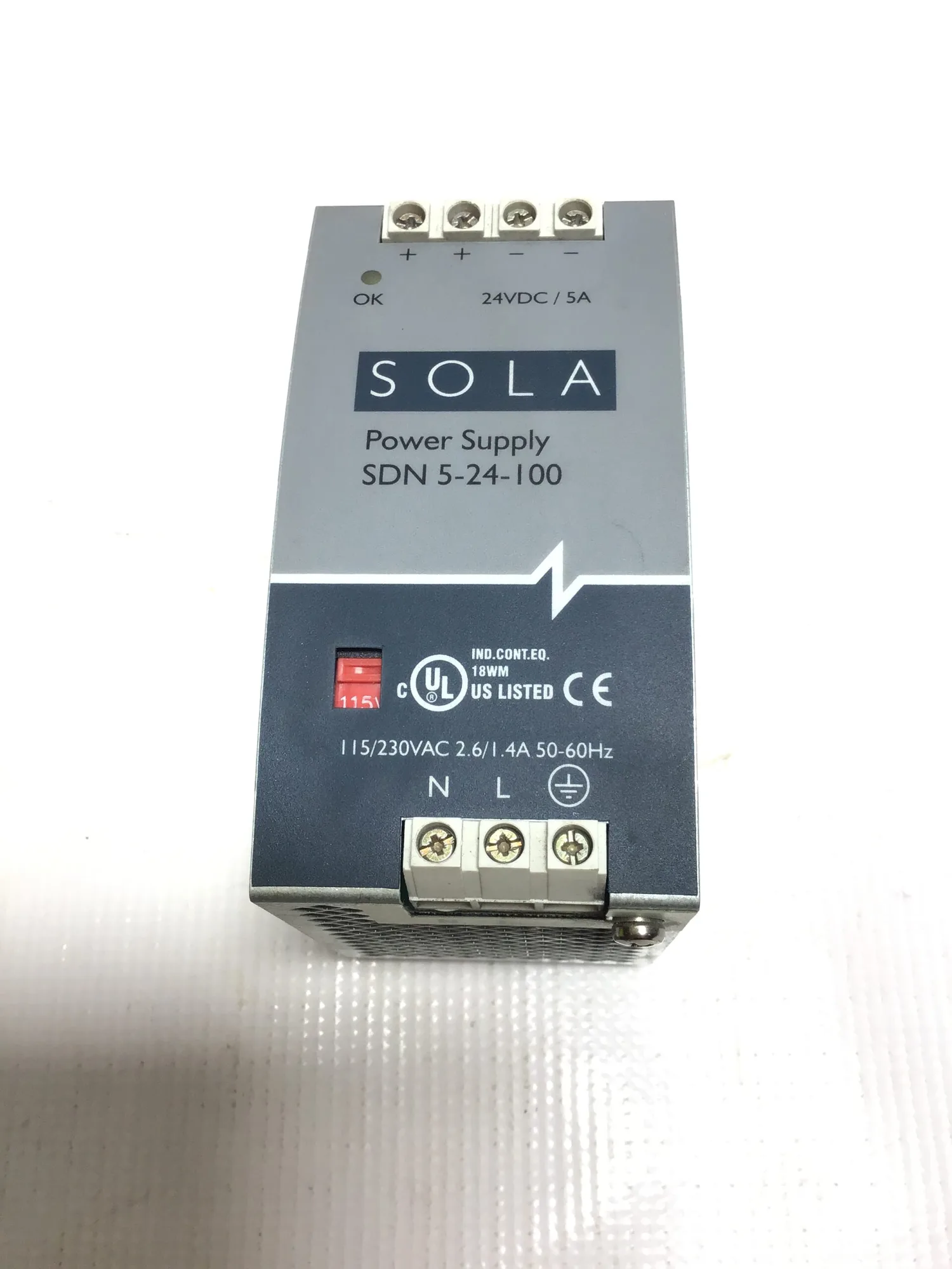 SOLA SDN 5-24-100 Power Supply 24VDC/5A AMP 115/230VAC 2.6/1.4A 50/60Hz