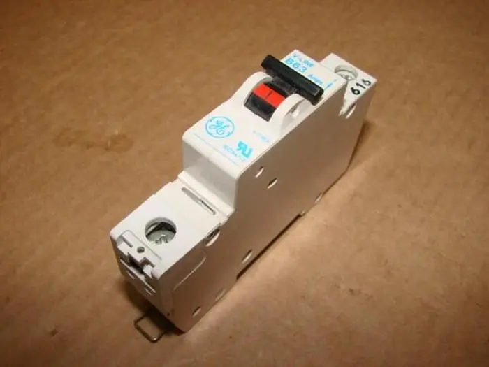 Used GENERAL ELECTRIC / GE V17163 Circuit Breakers Michigan US | Ideal Machinery #582382