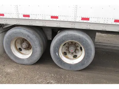 Used 2017 STOUGHTON 53 FT TANDEM Box Trailers Manitoba CA | Conquest Truck & Auto Sales #1421362