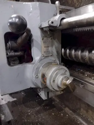 15" X 32" MANNAIONI MAN-AU-CYCLE THREADING LATHE, 4" HOLE: STOCK #16992