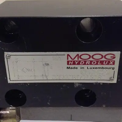 USED MOOG W2N32SN6AB