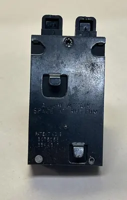New | in-Stock ITE P2020 Circuit Breakers | Surplus Asset Holdings #1189513