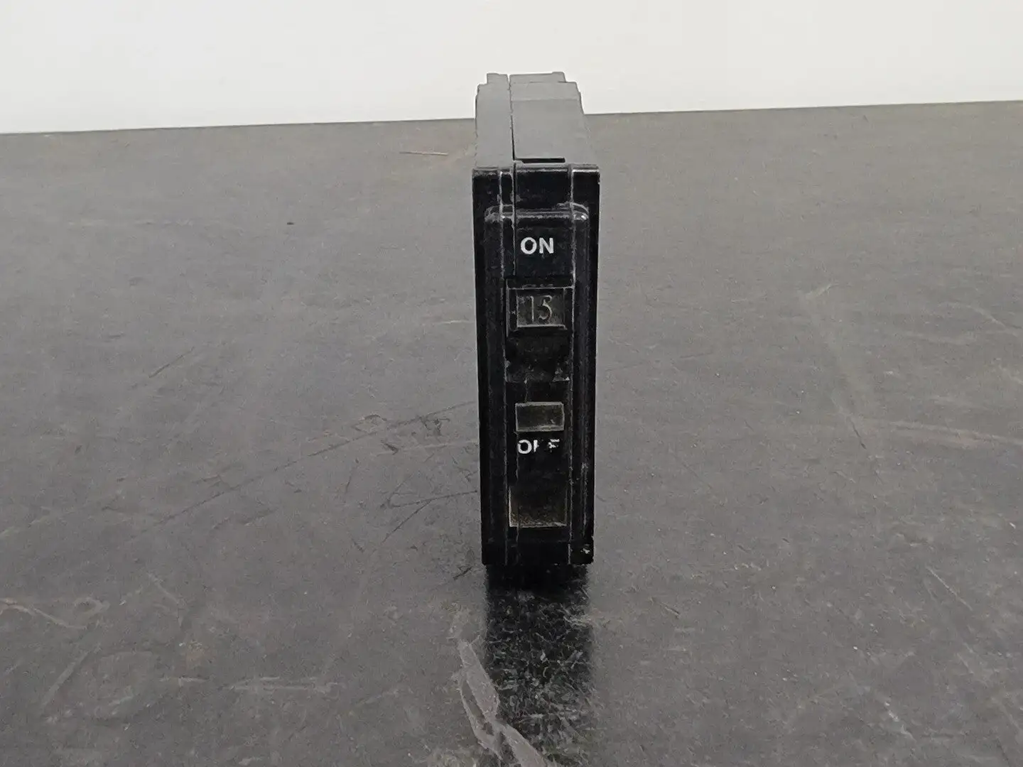 USED SQUARE D QO115