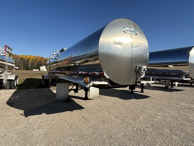 Used 2017 WALKER MILK TANKER TRAILER Tanker Trailers Michigan US | Miedema Asset Management Group #1709424