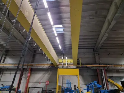 USED DEMAN 33 TON X 27 560 MM