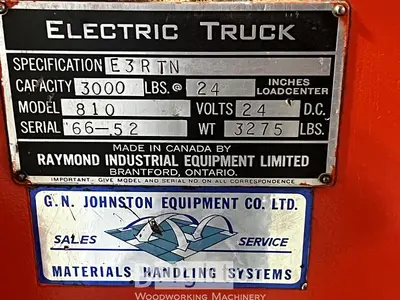 USED RAYMOND MODEL 810 USED ELECTRIC REACH FORKLIFT