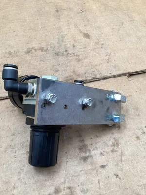 SMC Pneuforce Air Regulator NAR2000-02