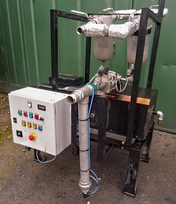 150 m.cu/hr Bush Mink Dry Claw vacuum pumps Type MM 1140 BV 4Kw