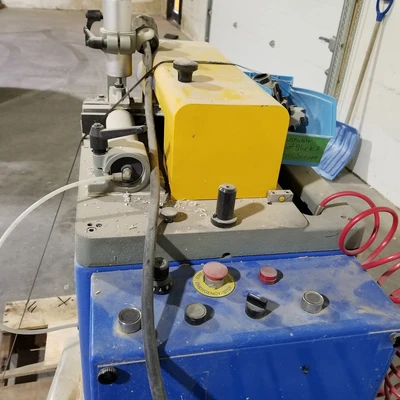 Pertici End milling machine Type ML 124-A