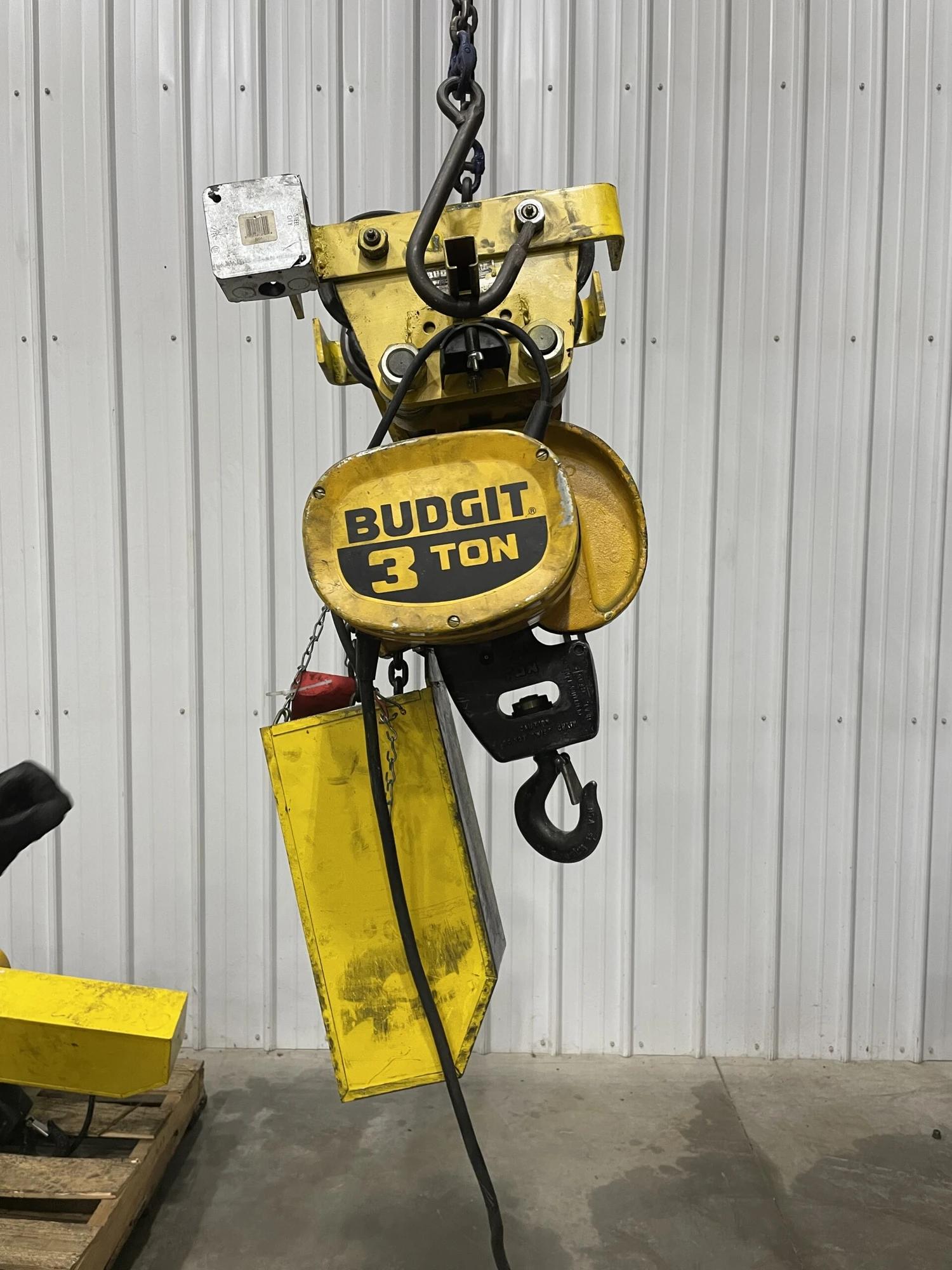 Budgit 3 Ton Chain Hoist with Trolley