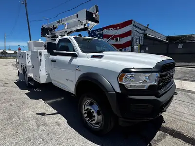 Used 2020 RAM 5500 Bucket (boom) trucks Florida US | Truck and Van Outlet #1509213