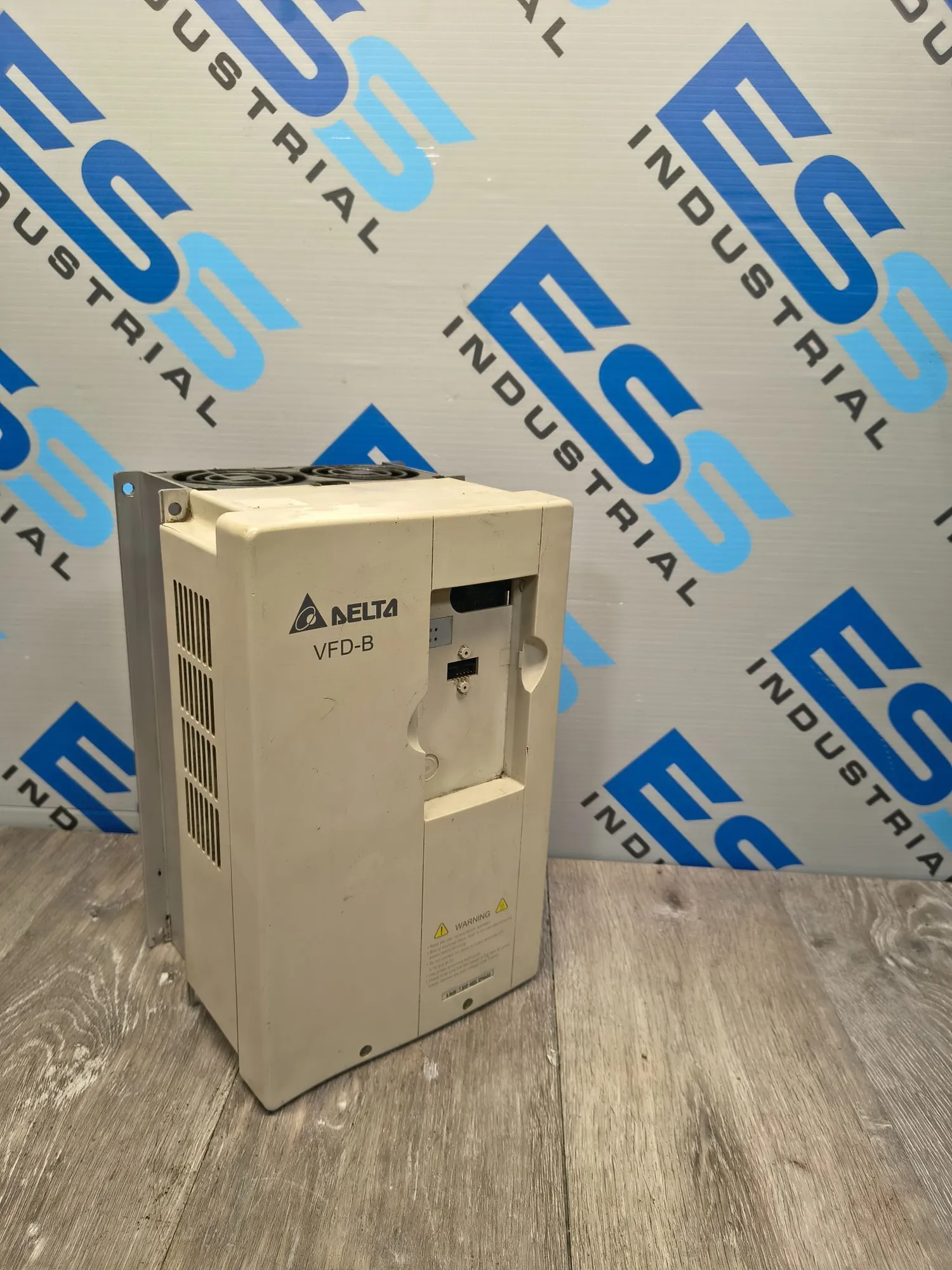 USED DELTA ELECTRONICS VFD055B43A
